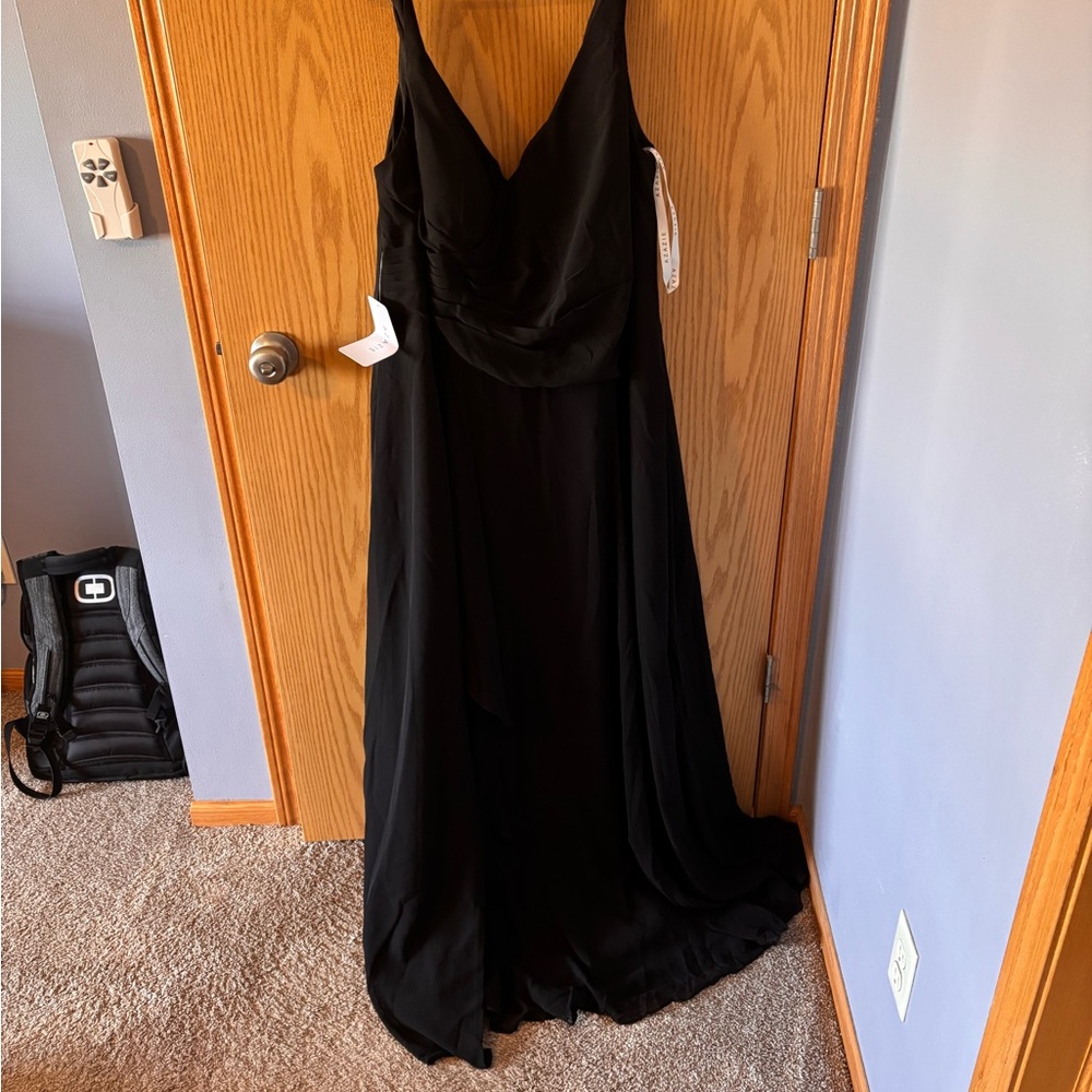 Elegant Black Evening Gown